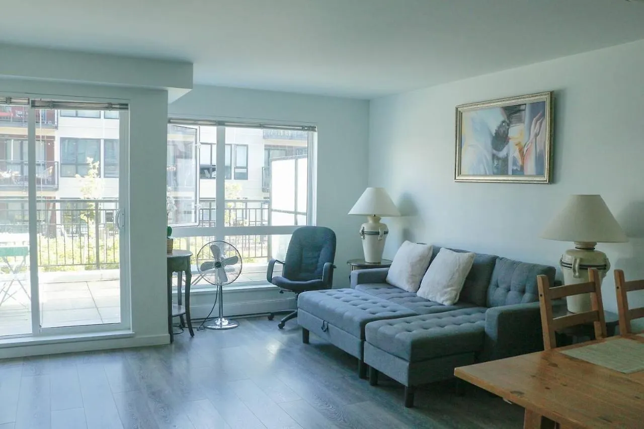 Apartment Elegant 1-Bed Condo In Chinatown Victoria Canada
